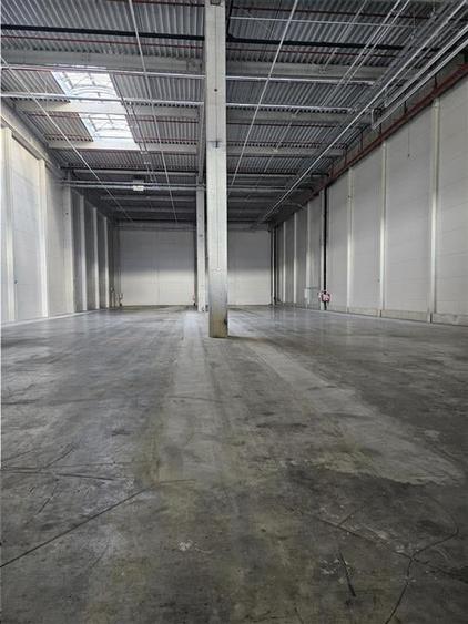Spațiu industrial, de 2,300 mp, în Sud