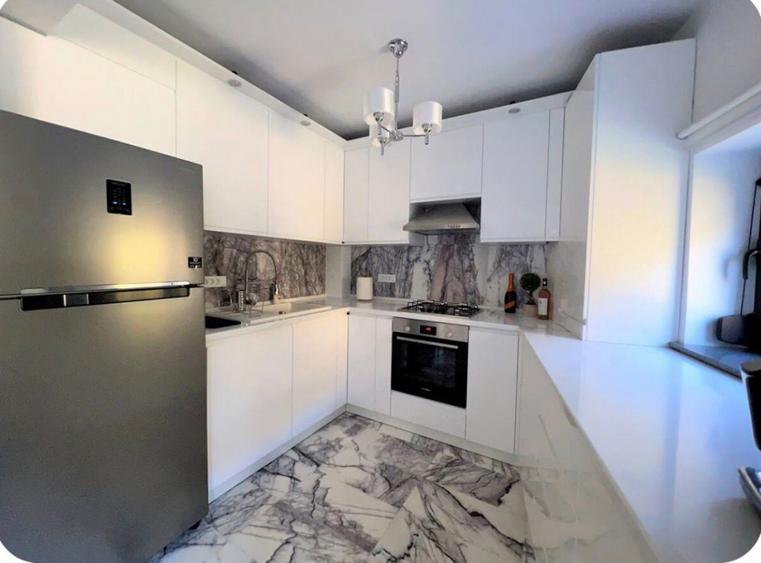Apartament cu 2 camere decomandat, mobilat în Băneasa