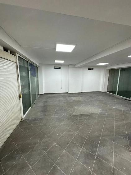 Spațiu comercial, de 160 mp, în Central