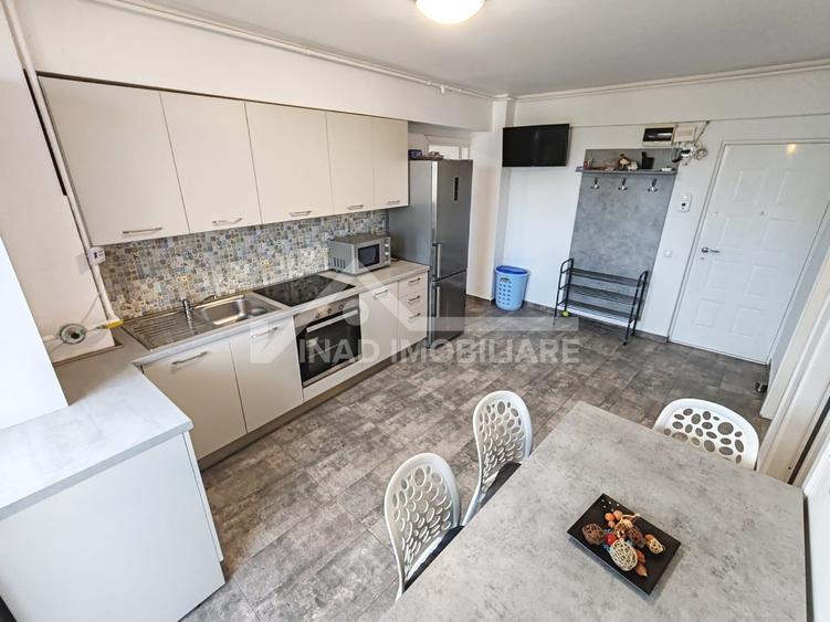 Apartament cu 2 camere decomandat, mobilat în Zorilor