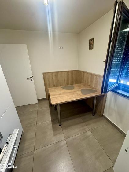 Casă cu 3 camere cu Teren 200 Mp în Central