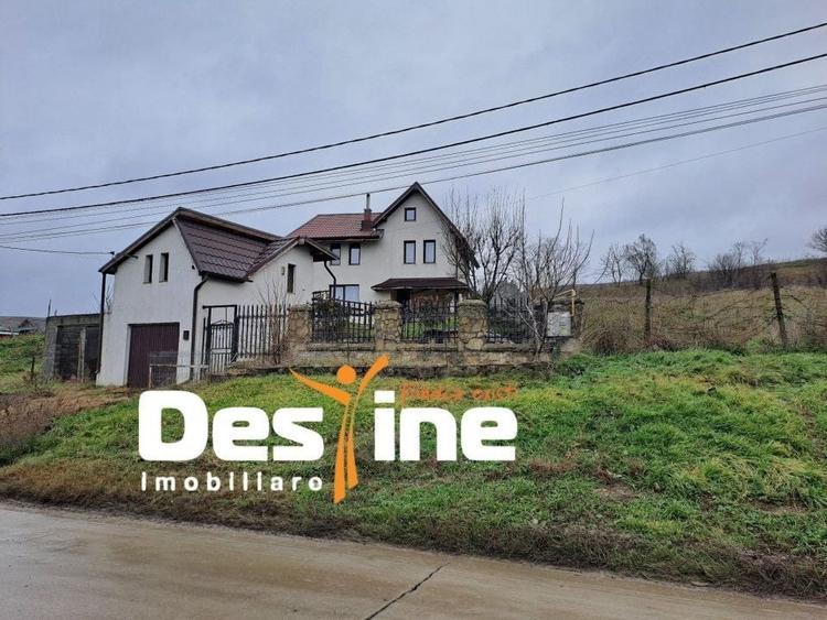 Casă individuală cu 4 camere cu Canalizare în Bogonos