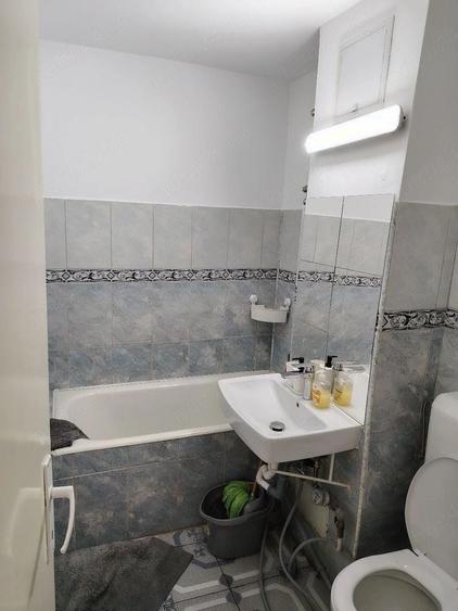 Apartament cu 2 camere semidecomandat în Complex Studențesc