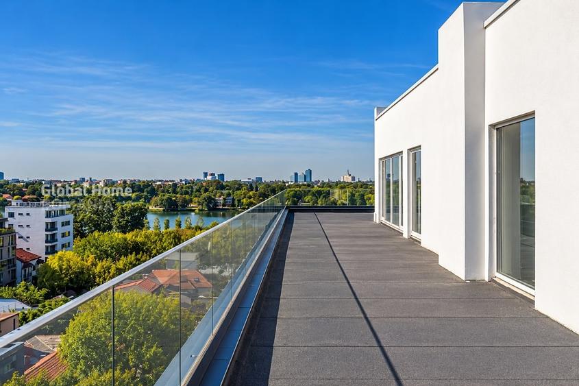 Penthouse cu 4 camere decomandat în Floreasca