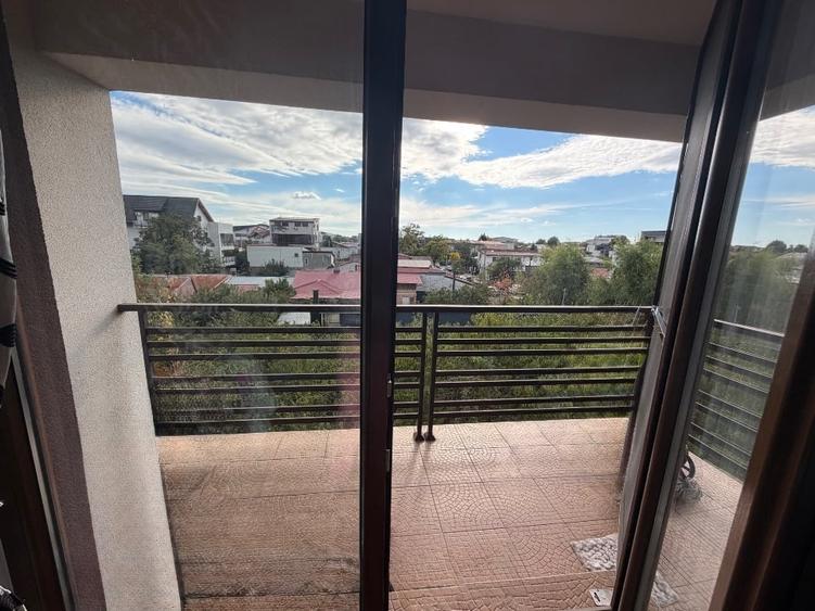 Apartament cu 2 camere semidecomandat în Bucureștii Noi