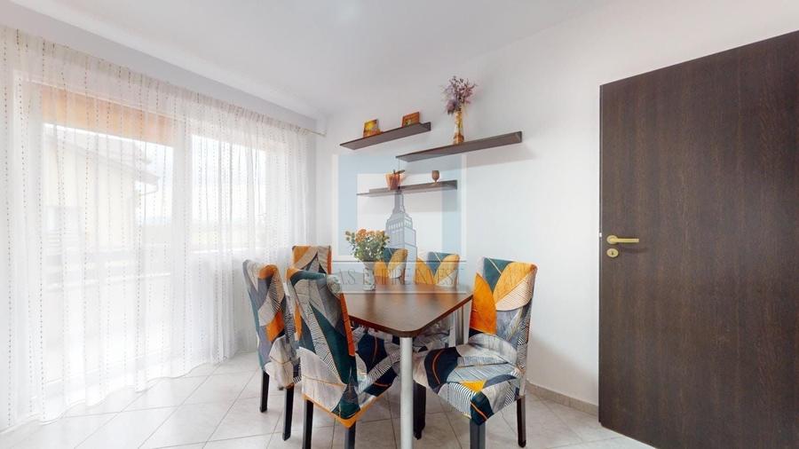 Apartament cu 3 camere decomandat în Sânpetru