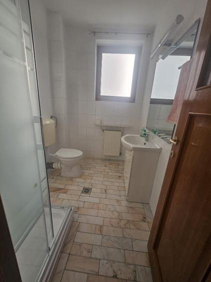 Casă individuală cu 5 camere cu Canalizare în Herăstrău