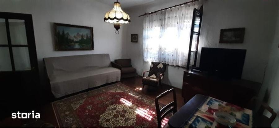 Casă cu 4 camere cu Teren 100 Mp în Avram Iancu
