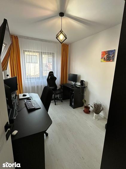 Apartament cu 3 camere în Valea Lupului