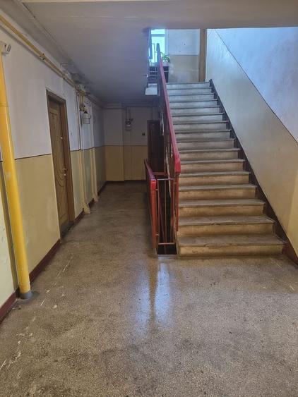 Apartament cu 3 camere decomandat, mobilat în Gara