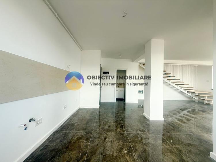 Apartament cu 3 camere decomandat în Calea Romanului