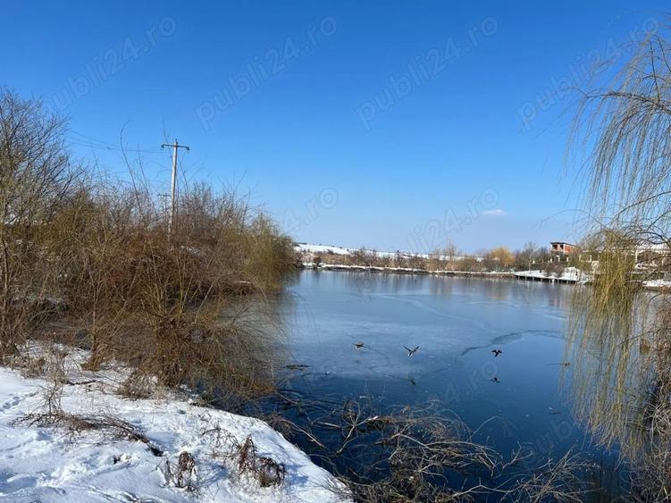 Teren de 2000 mp, în Balotești