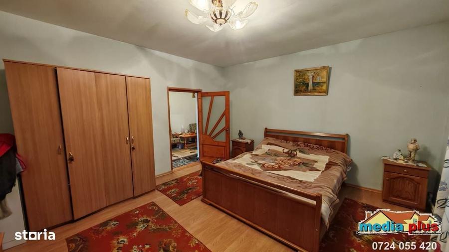 Casă cu 4 camere în Foltești