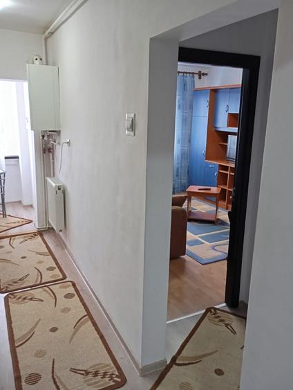 Garsonieră decomandată în Tudor