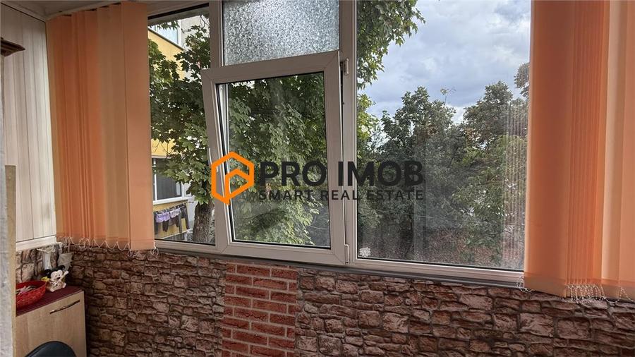 Apartament cu 2 camere decomandat, mobilat în 1 Decembrie