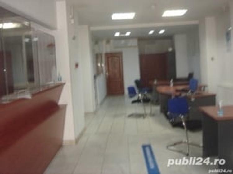 Spațiu comercial, de 48 mp, în Central