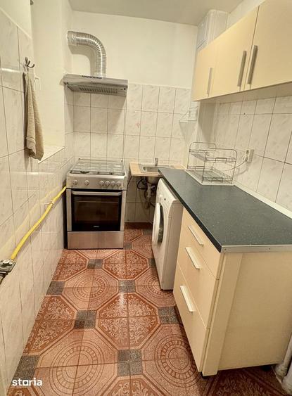 Apartament cu 2 camere decomandat, mobilat în Berceni
