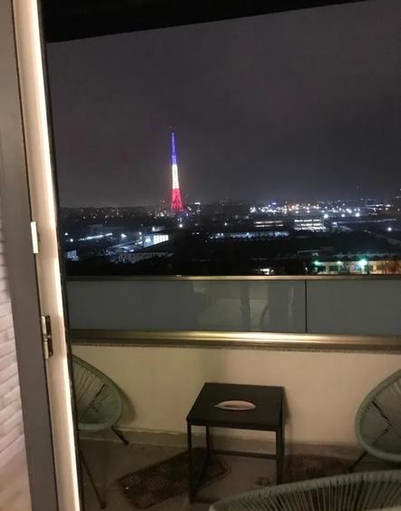 Apartament cu 2 camere decomandat, mobilat în Regie