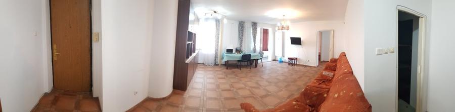 Apartament cu 3 camere semidecomandat, mobilat în Vatra Luminoasă