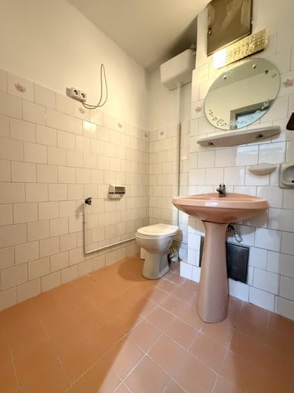 Apartament cu 3 camere decomandat în Aradului