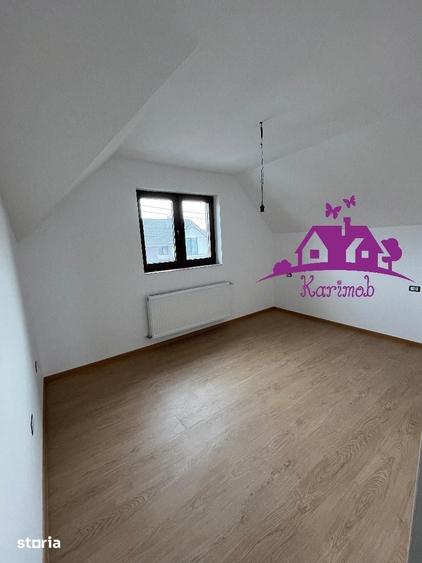 Casă cu 3 camere cu Teren 250 Mp în Tokai
