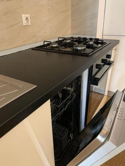 Apartament cu 3 camere decomandat în Barbu Văcărescu