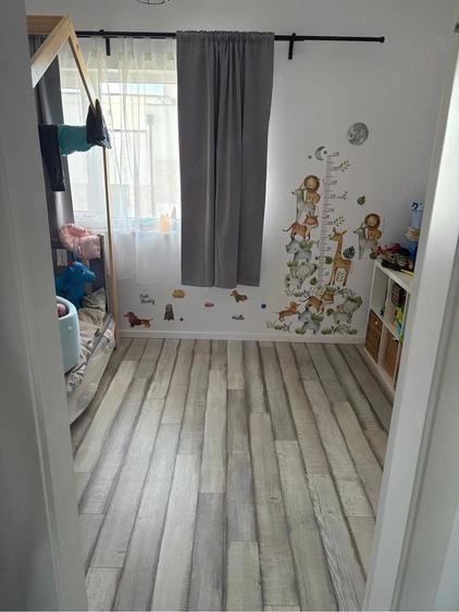 Casă cu 3 camere cu Teren 342 Mp în Florești