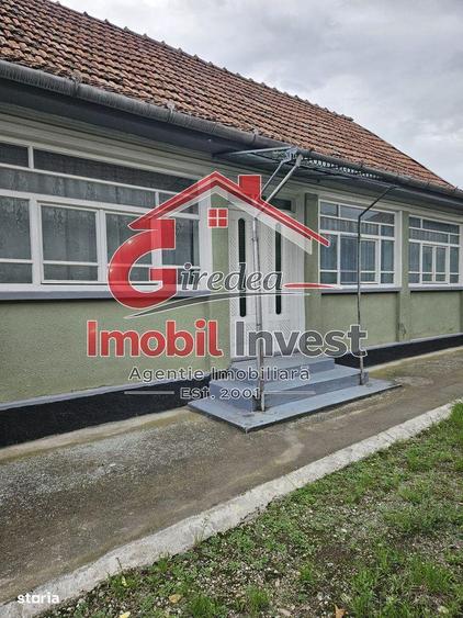 CASA 100MP |3 CAMERE| 2 PIVNITE| GARAJ| 3 ANEXE| SUPRAFATA TEREN 1318 - 11