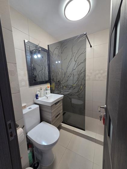 Apartament cu 2 camere decomandat, mobilat în Brâncoveanu