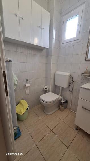 Apartament cu 2 camere semidecomandat, mobilat în Parcul Carol