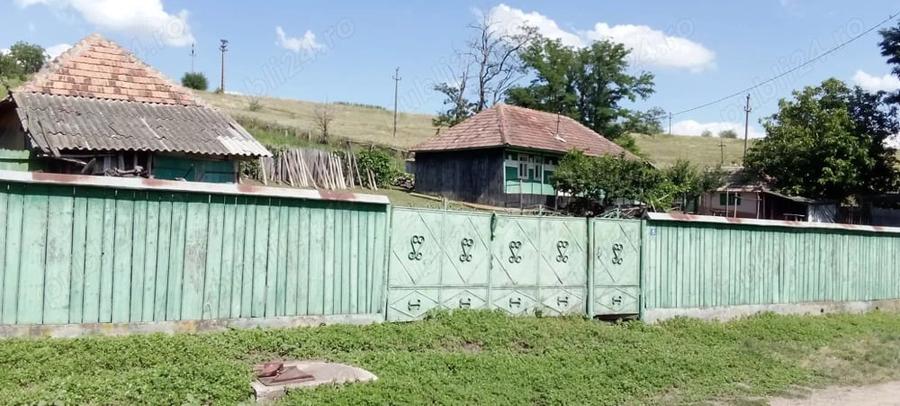 Casa de vanzare, sat Gugesti, comuna Botesti, jud. Vaslui, 34500 neg. - 2