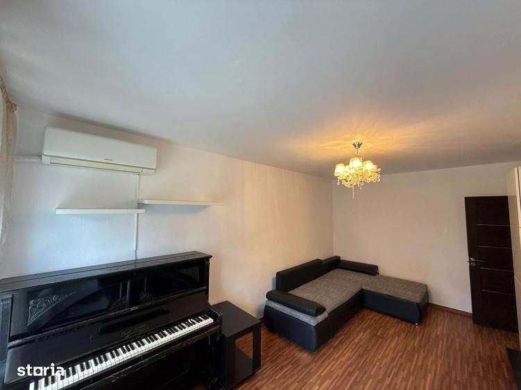 Apartament cu 3 camere decomandat în Decebal