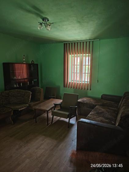 Casă cu 3 camere cu Teren 1500 Mp în Secusigiu
