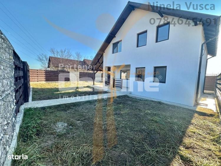 Casă cu 4 camere decomandat cu Teren 400 Mp în Valea