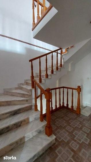 Casă cu 4 camere cu Teren 986 Mp în Copou