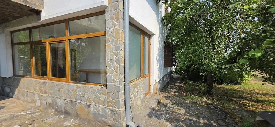 Casă cu Teren 3000 Mp în Dârvari
