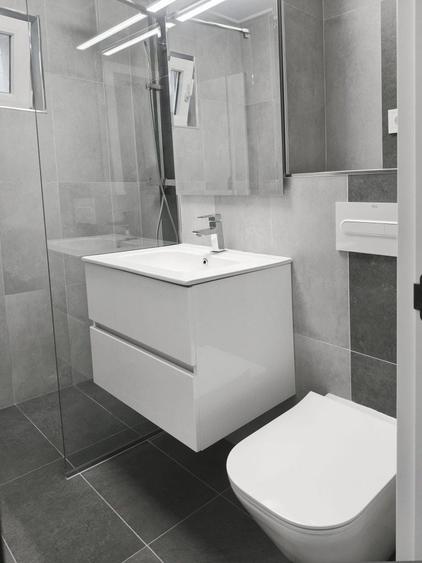 Apartament cu 3 camere decomandat în Ultracentral