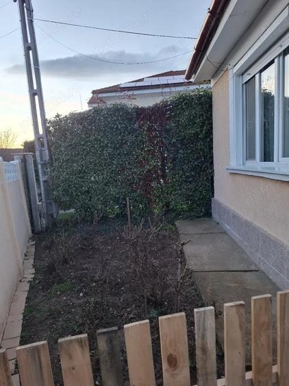 Casă cu 3 camere cu Teren 500 Mp în Central