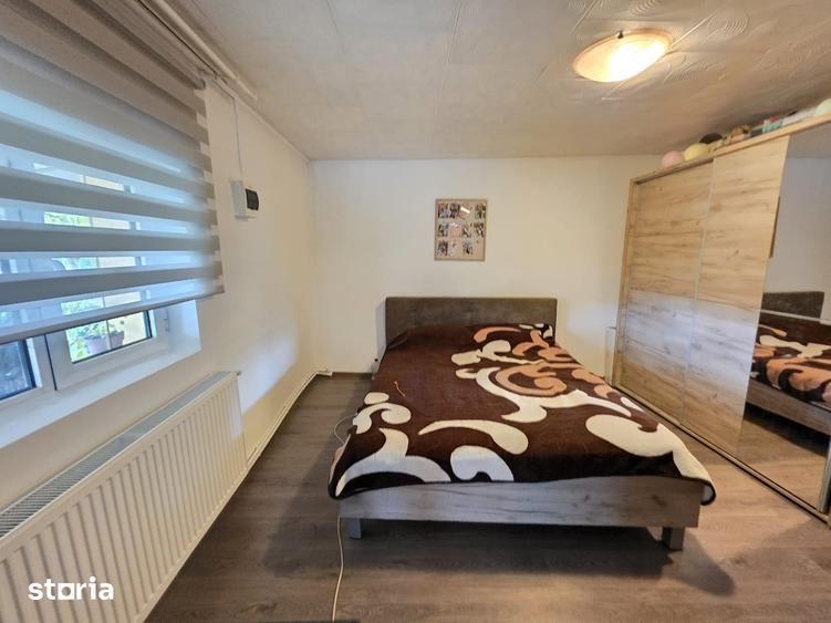 Casă cu 3 camere cu Teren 1700 Mp în Central