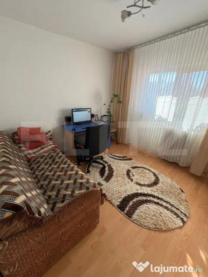 Apartament cu 2 camere decomandat în Independenței