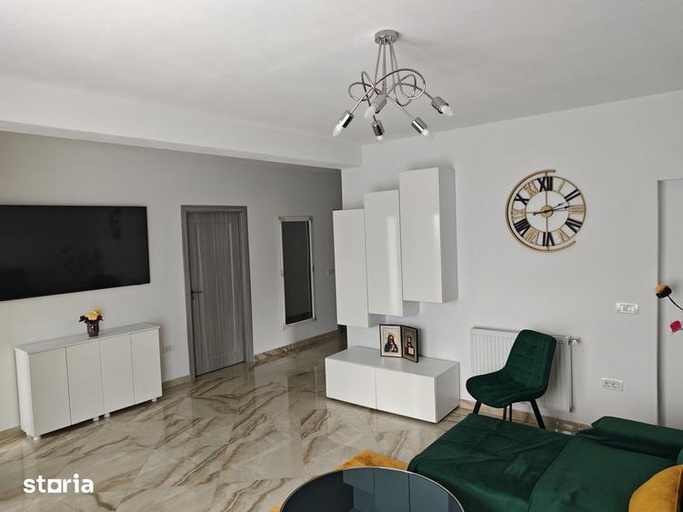 Casă cu 4 camere cu Teren 6000 Mp în Mărășești