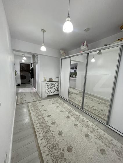 Apartament cu 3 camere semidecomandat, mobilat în Burdujeni