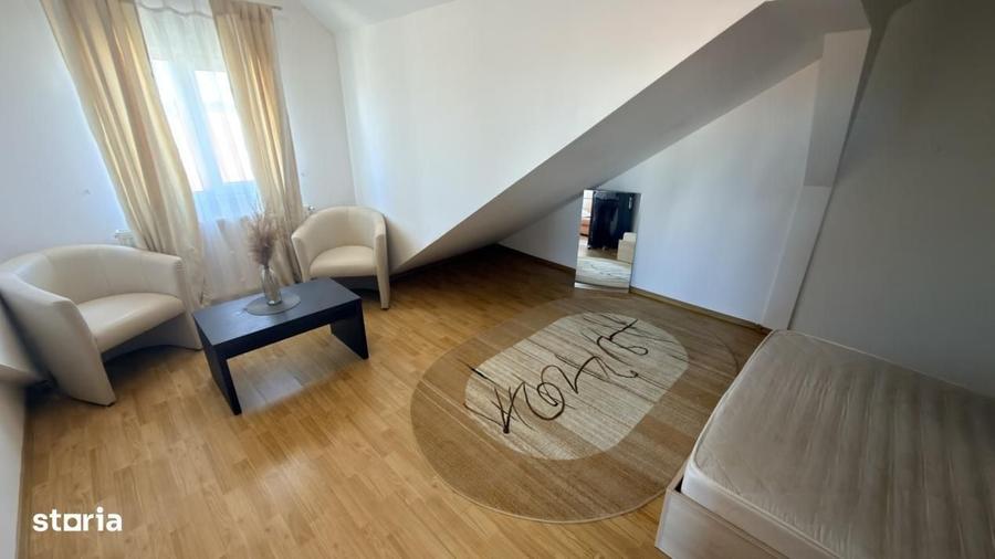 Apartament cu 2 camere semidecomandat în Calea Dumbrăvii
