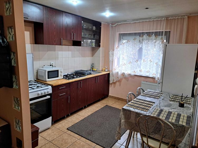 Apartament 2 camere Rogerius Str.Italiana necesita renovari - 4