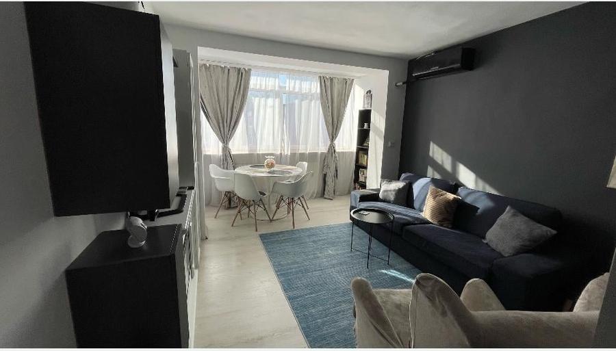 Apartament cu 2 camere circular în City Park Mall