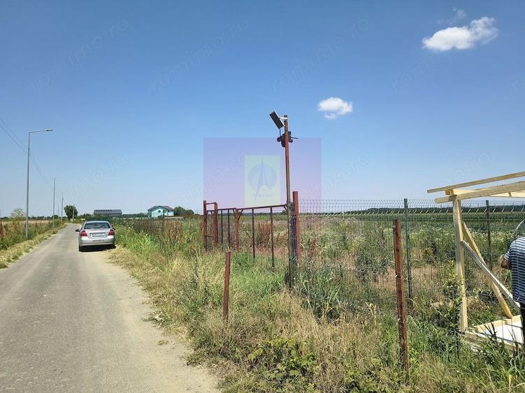 Teren de 582 mp, în Copăceni