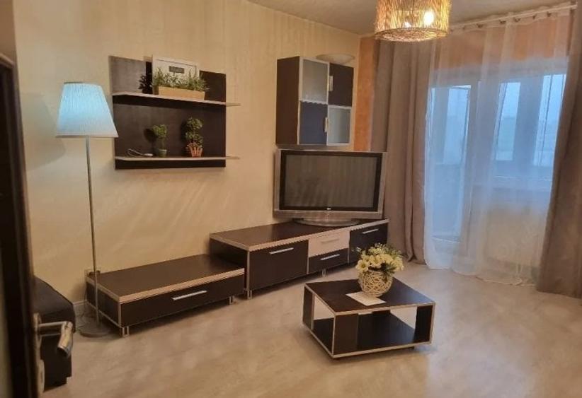Garsonieră decomandată în Basarabia