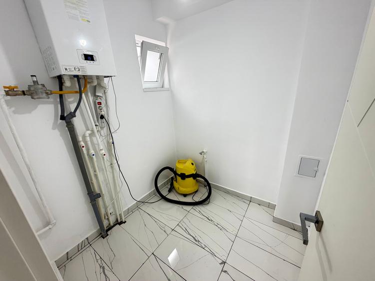 Duplex cu 3 camere cu Canalizare în Apărătorii Patriei