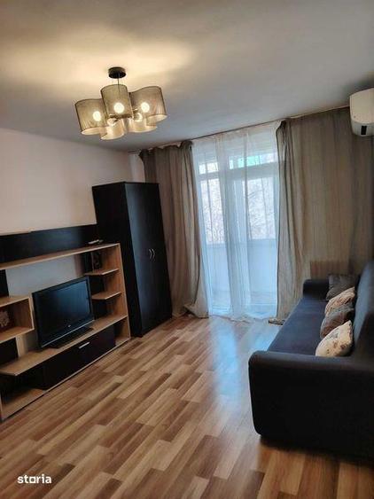 Apartament cu 3 camere, mobilat în Titan