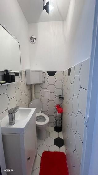Apartament cu 3 camere decomandat în Drumul Taberei